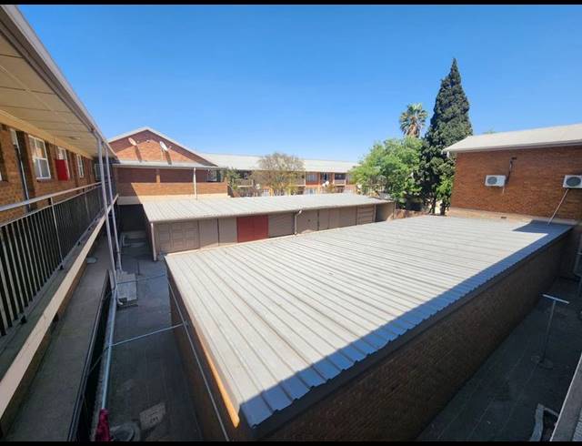 2 BEDROOM APARTMENT FOR SALE IN RANDFONTEIN CENTRAL